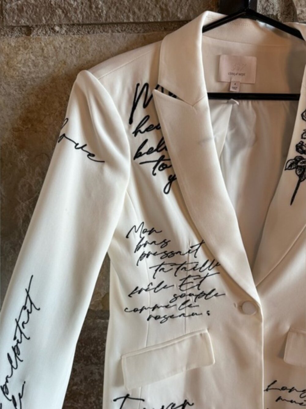 cinq à sept White Script-Print Single-Button Blazer with Black Graphics - Picture 5 of 5